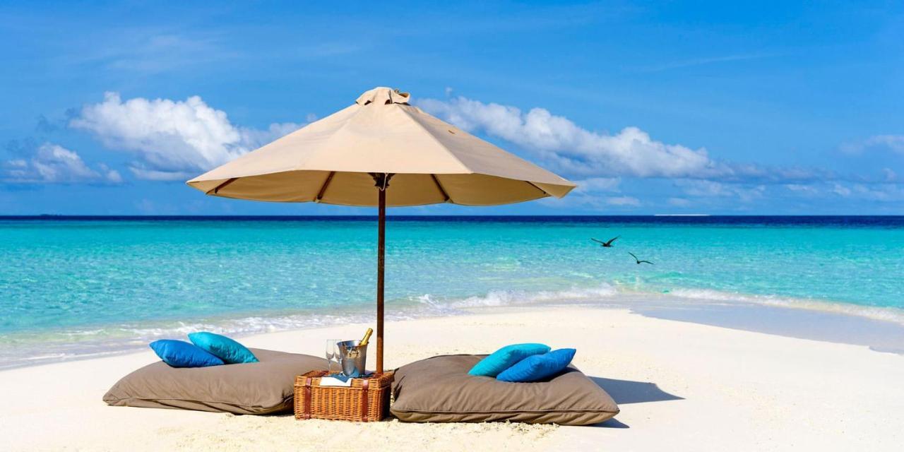 Island Guest Hotel Maamendhoo Bagian luar foto