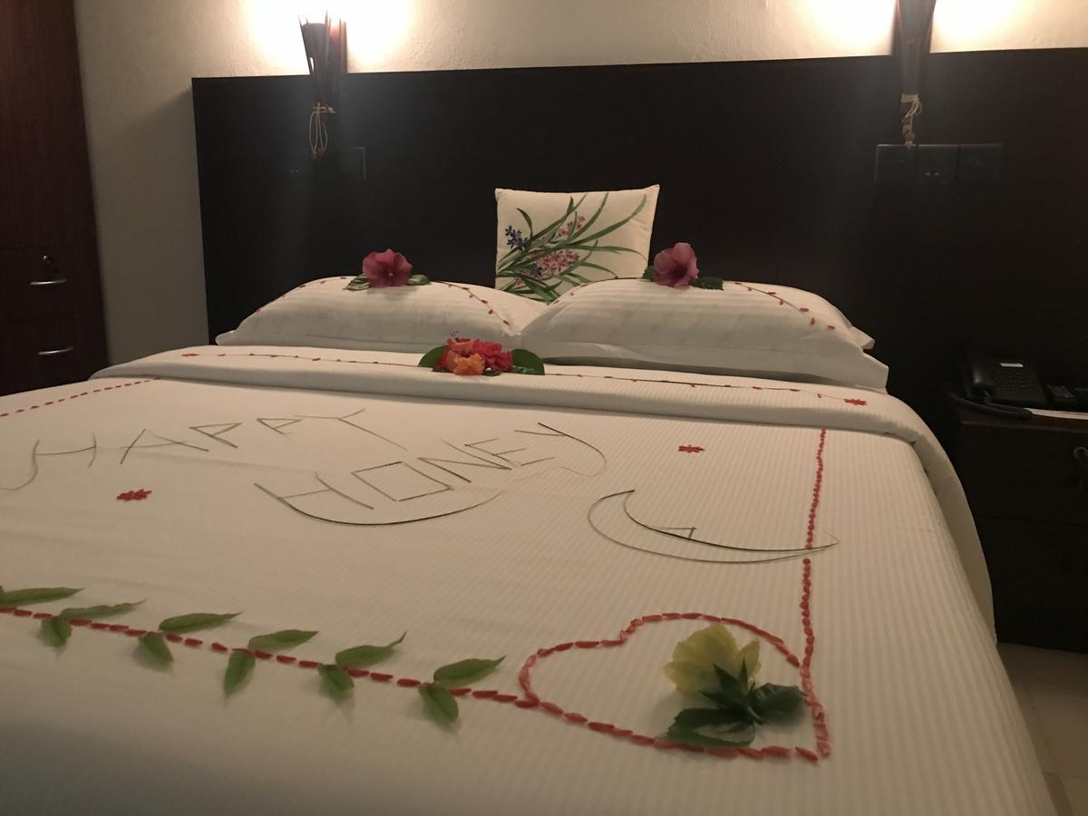 Island Guest Hotel Maamendhoo Bagian luar foto