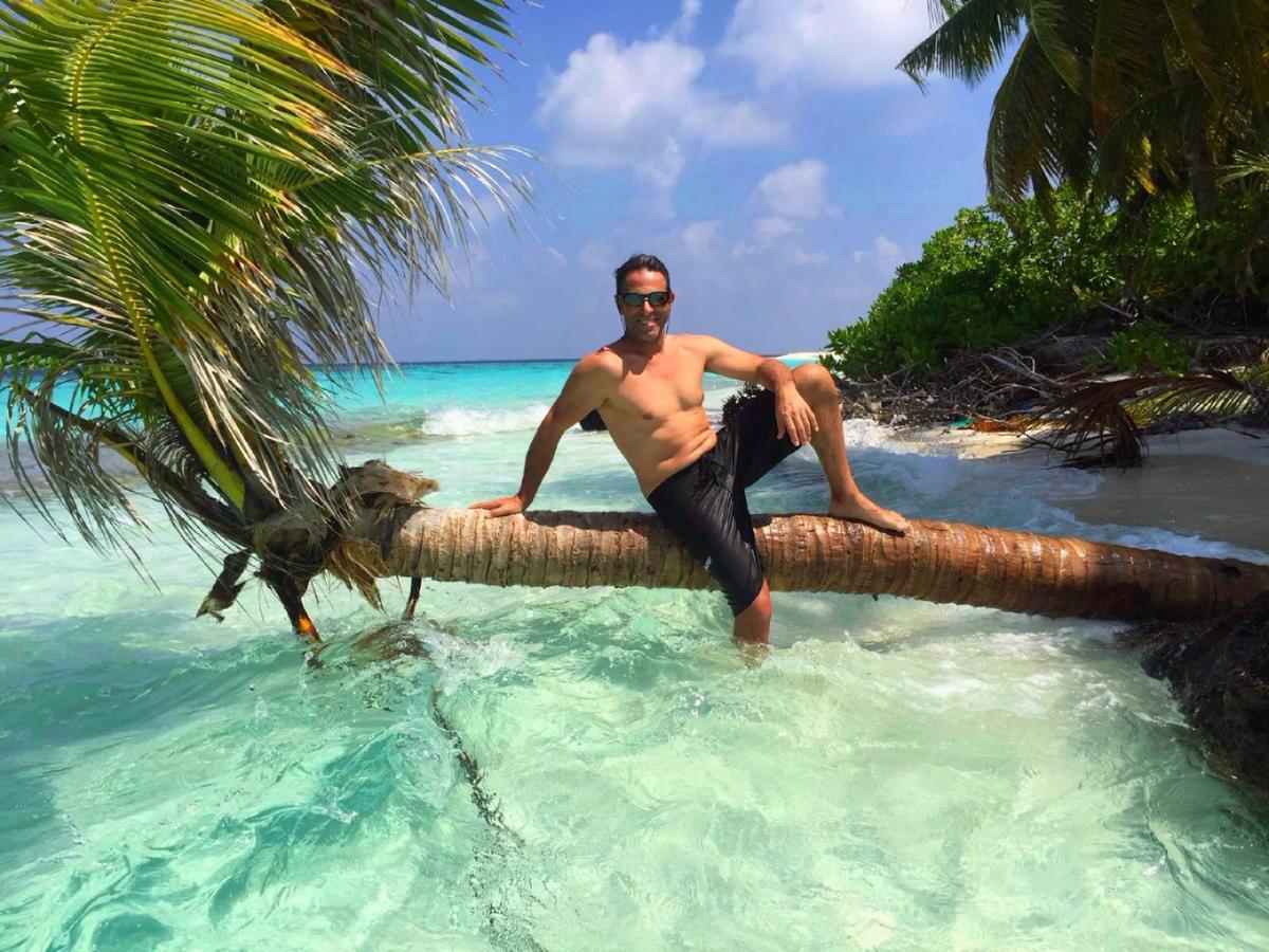 Island Guest Hotel Maamendhoo Bagian luar foto